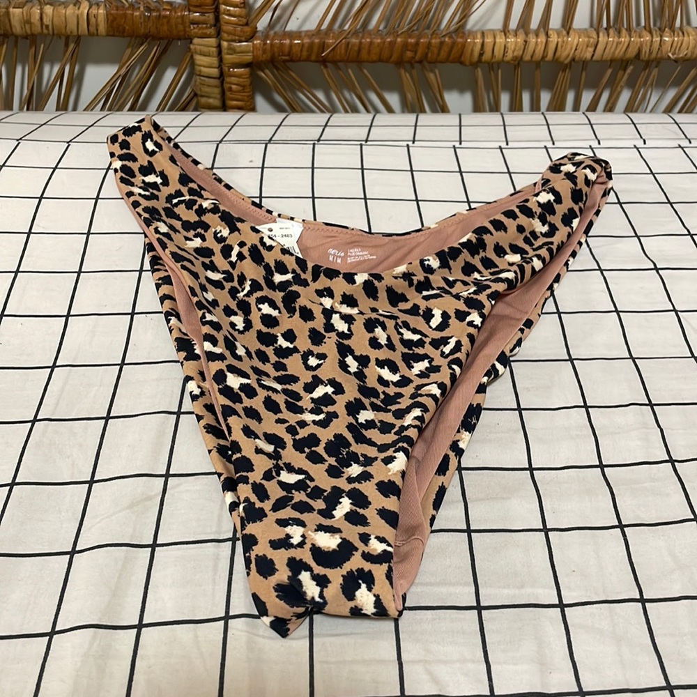 American Eagle Aerie cheeky leopard print swim high cut size medium NWT